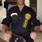 SENSEI MARCOS ARAÚJO - 2º DAN KICKBOXING SEISHINGODOKAN E 1º DAN KARATE BUKEIKO-RYU - MATO GROSSO DO SUL - BRASIL